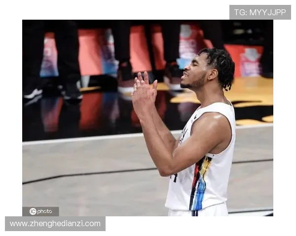 卡梅隆托马斯展现超强实力24投12中贡献33分9助攻成新一代空砍达人