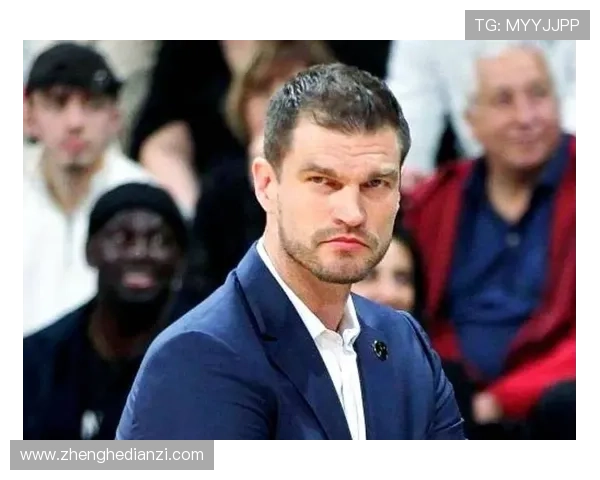 罗威评价斯普利特:低调务实的教练值得信赖愿与之并肩作战 罗威评价斯普利特:低调务实的教练值得信赖愿与之并肩作战